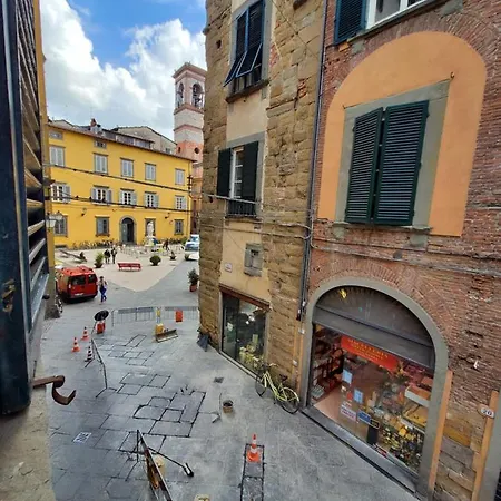 Residenza Centro Storico 2* 루카