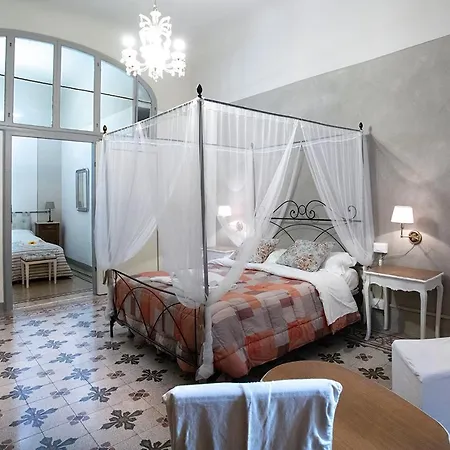 Residenza Centro Storico 루카